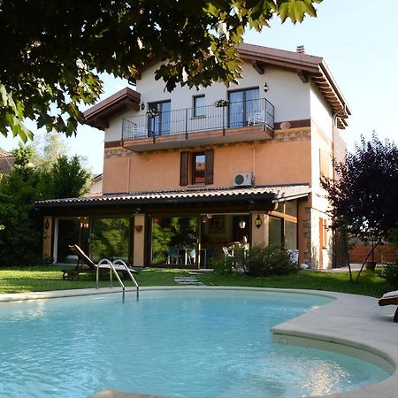 Bhavantu Boario Terme Екстериор снимка